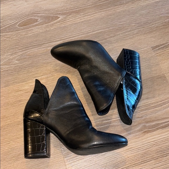 Steve Madden Heeled Boots, Women’s, Size 8 - Picture 3 of 7